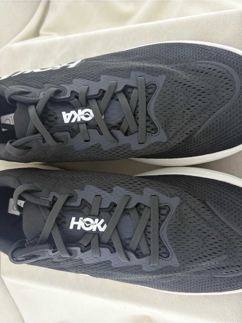 Hoka Rincon 4 Men's Black Running Shoes size 14D NEW - Picture 2 of 7